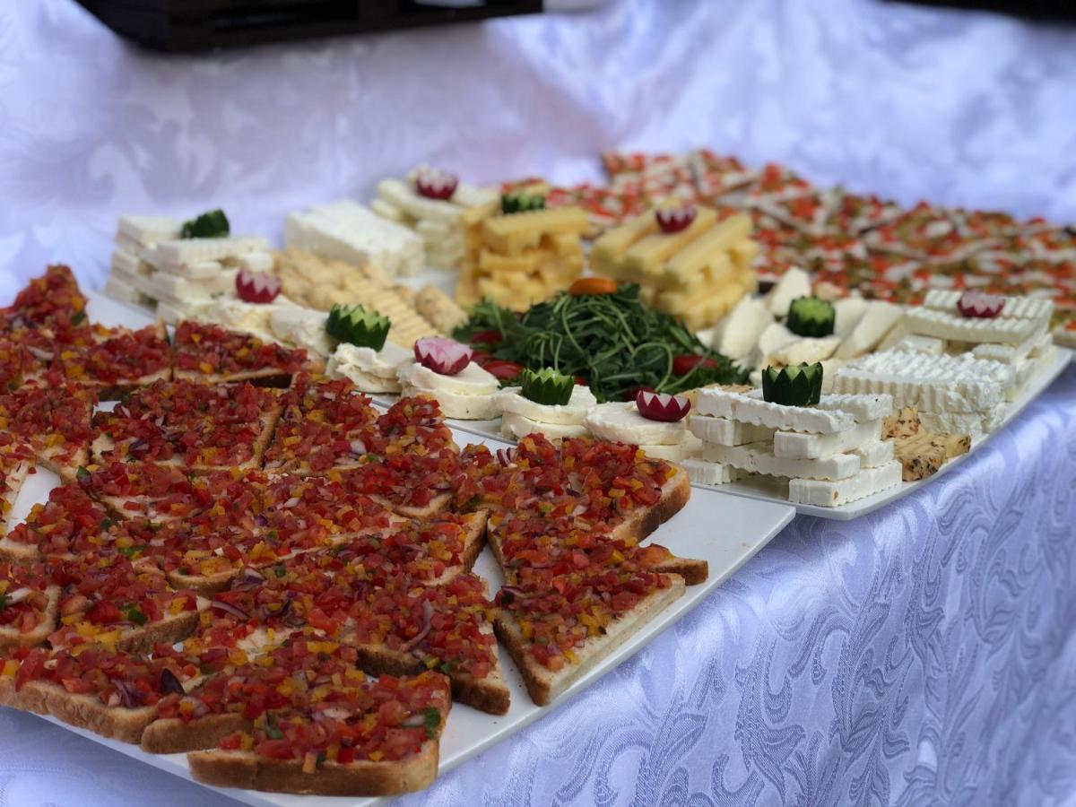 Renato House Hotel Târgu Jiu Екстериор снимка