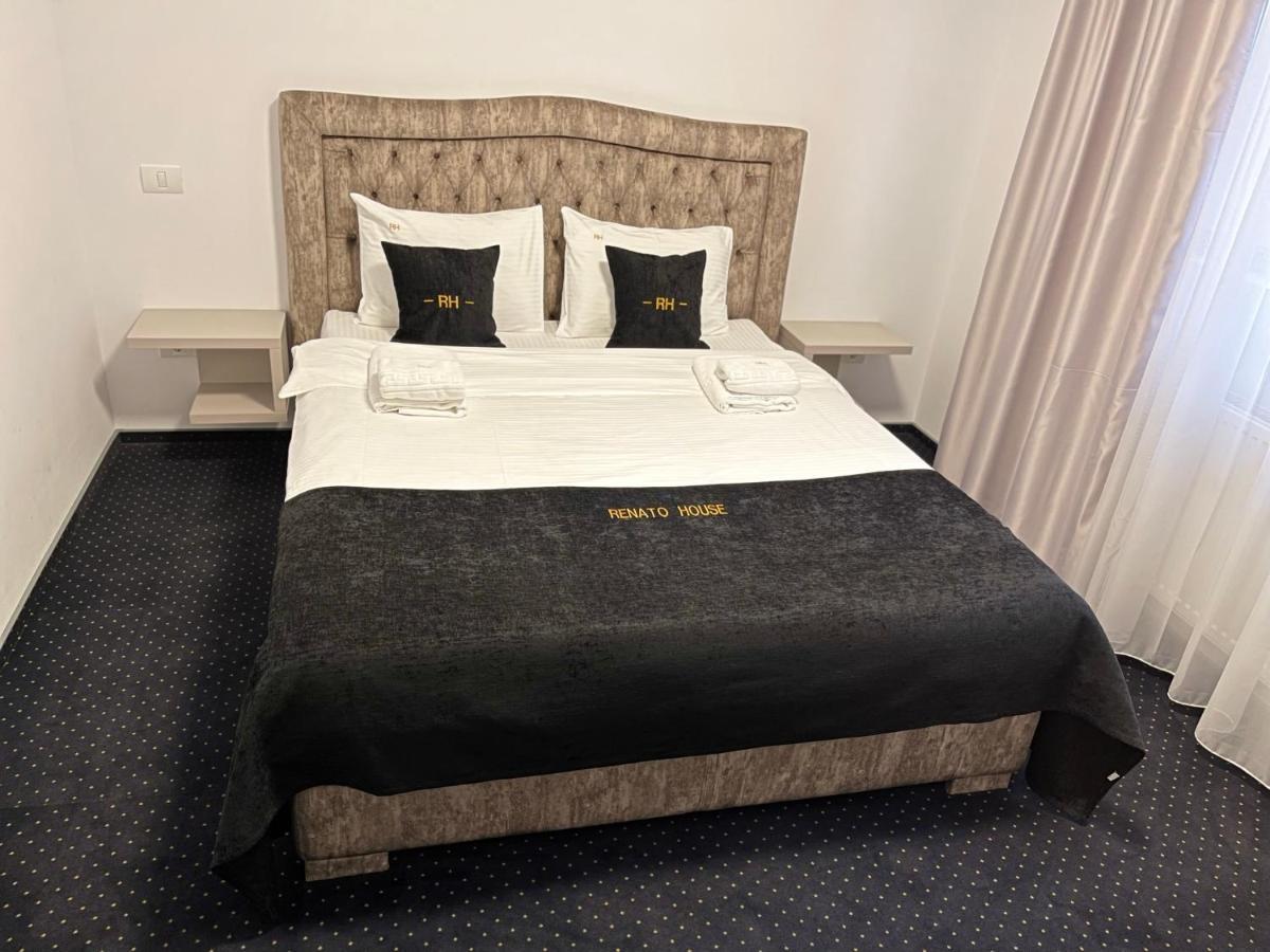 Renato House Hotel Târgu Jiu Екстериор снимка