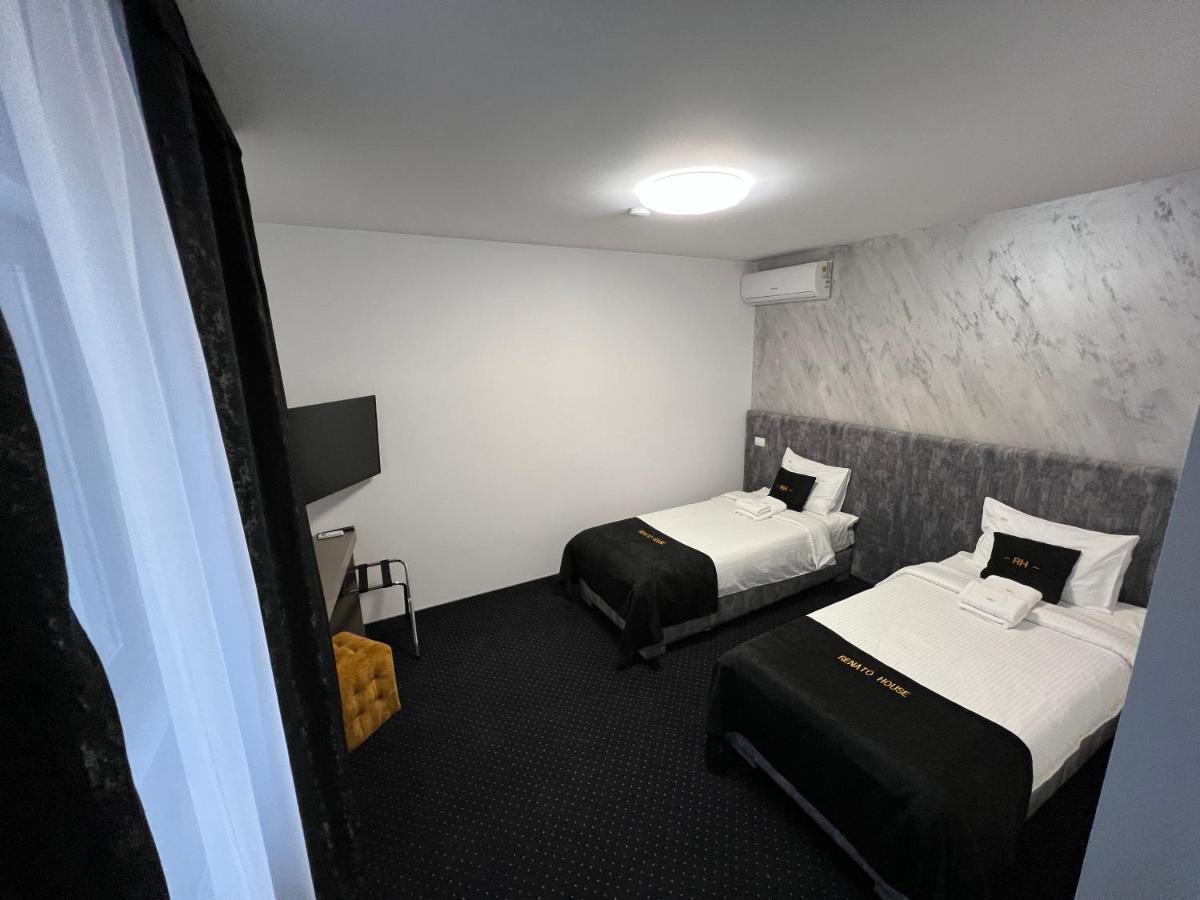 Renato House Hotel Târgu Jiu Екстериор снимка